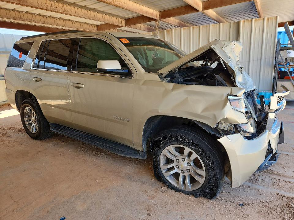 55822476 :رقم المزاد ، 1GNSKBKC0HR117968 vin ، 2017 Chevrolet Tahoe مزاد بيع