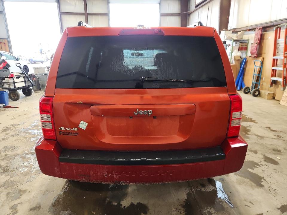 2010 Jeep Patriot მანქანა იყიდება აუქციონზე, vin: 1J4NF2GB1AD633358, აუქციონის ნომერი: 55162776