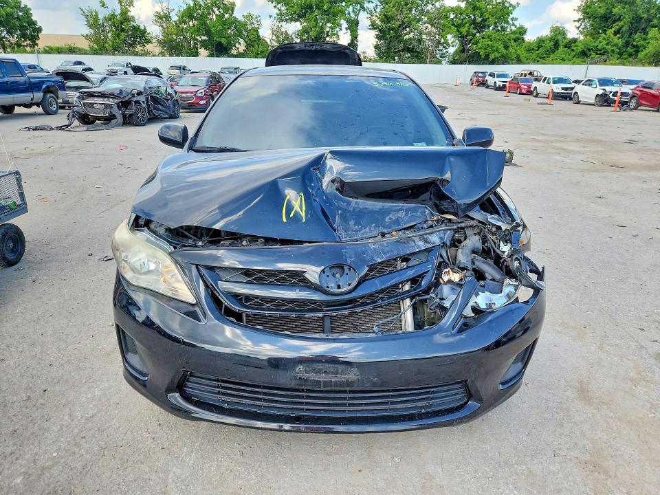 56867516 :رقم المزاد ، 2T1BU4EE4DC976688 vin ، 2013 Toyota Corolla مزاد بيع