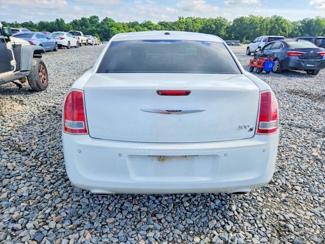 55332396 :رقم المزاد ، 2C3CCABG7DH528841 vin ، 2013 Chrysler 300 مزاد بيع