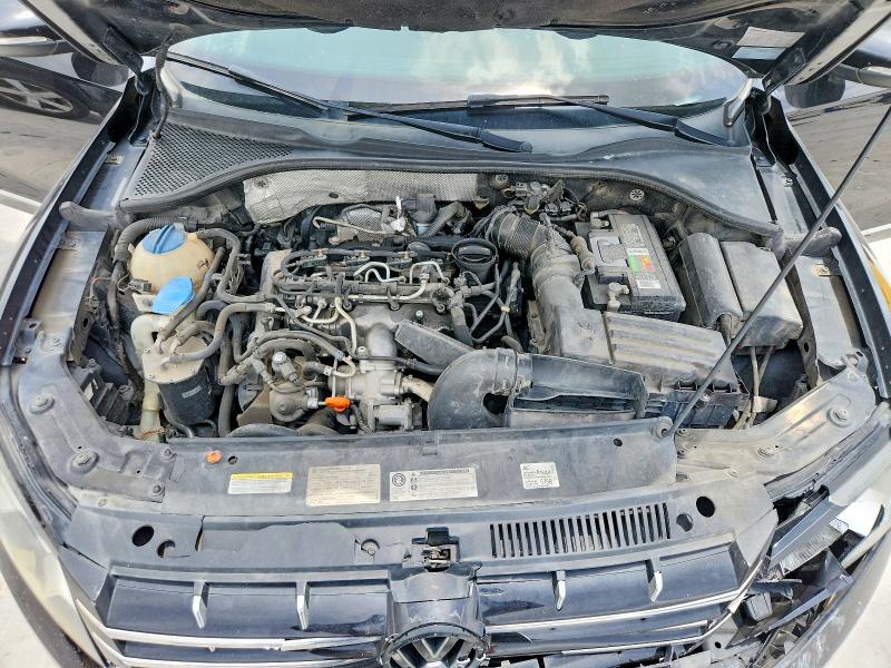 58103786 :رقم المزاد ، 1VWCN7A3XCC005710 vin ، 2012 Volkswagen Passat مزاد بيع