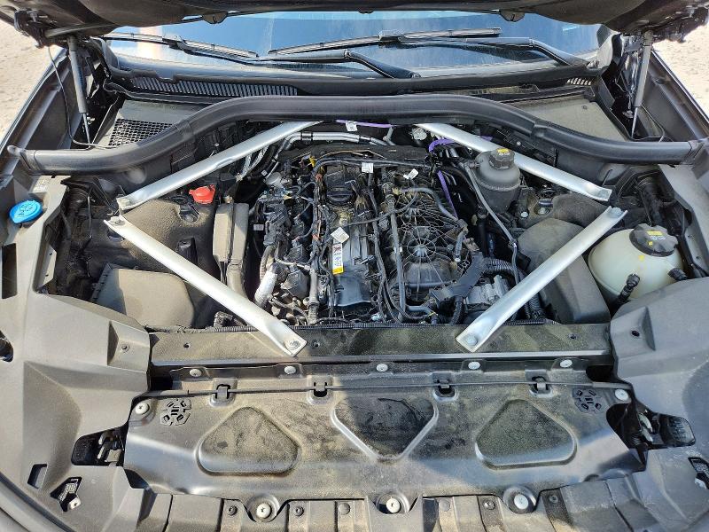 58825226 :رقم المزاد ، 5UXCW2C0XM9E68517 vin ، 2021 Bmw X7 مزاد بيع