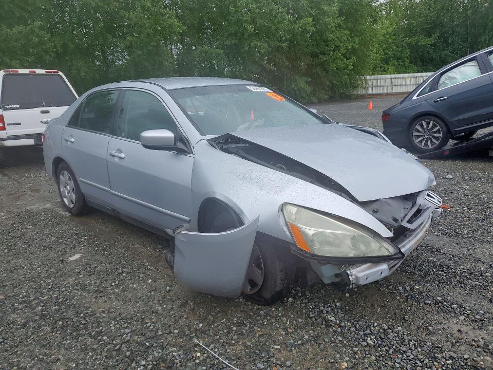 56701376 :رقم المزاد ، 1HGCM56405A165896 vin ، 2005 Honda Accord مزاد بيع
