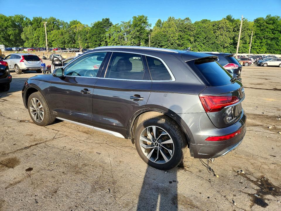 57551036 :رقم المزاد ، WA1AAAFY1M2002820 vin ، 2021 Audi Q5 مزاد بيع