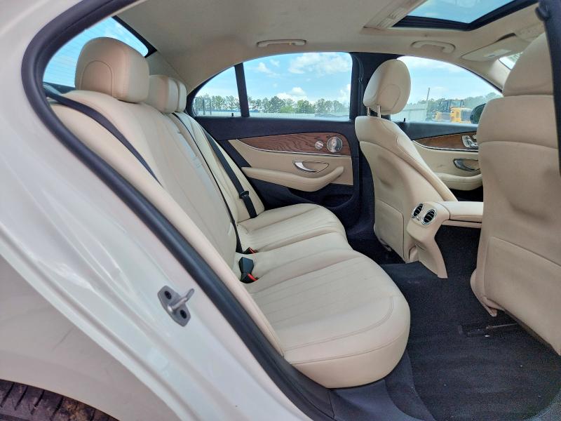 Продажа на аукционе авто 2020 Mercedes-benz E, vin: WDDZF8EB6LA700902, номер лота: 55672686