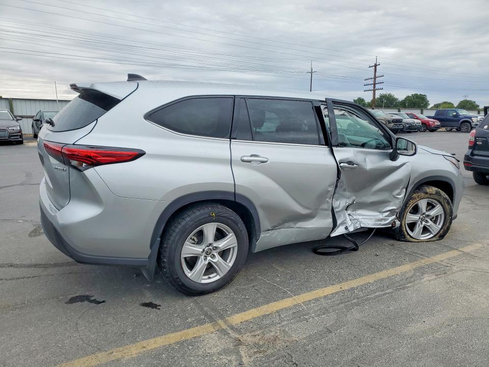 Продажа на аукционе авто 2022 Toyota Highlander, vin: 5TDBBRCH6NS560134, номер лота: 58796866
