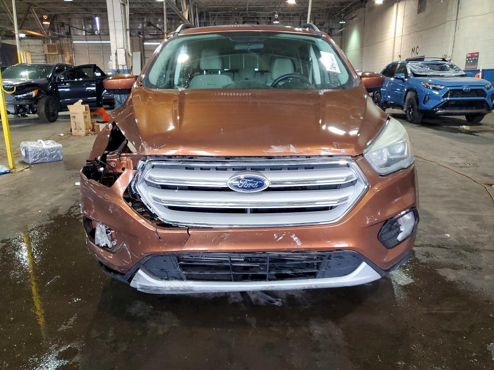 56431206 :رقم المزاد ، 1FMCU9G90HUC89259 vin ، 2017 Ford Escape مزاد بيع