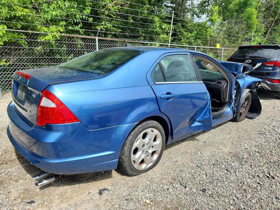2010 Ford Fusion მანქანა იყიდება აუქციონზე, vin: 3FAHP0HA5AR177176, აუქციონის ნომერი: 56309786