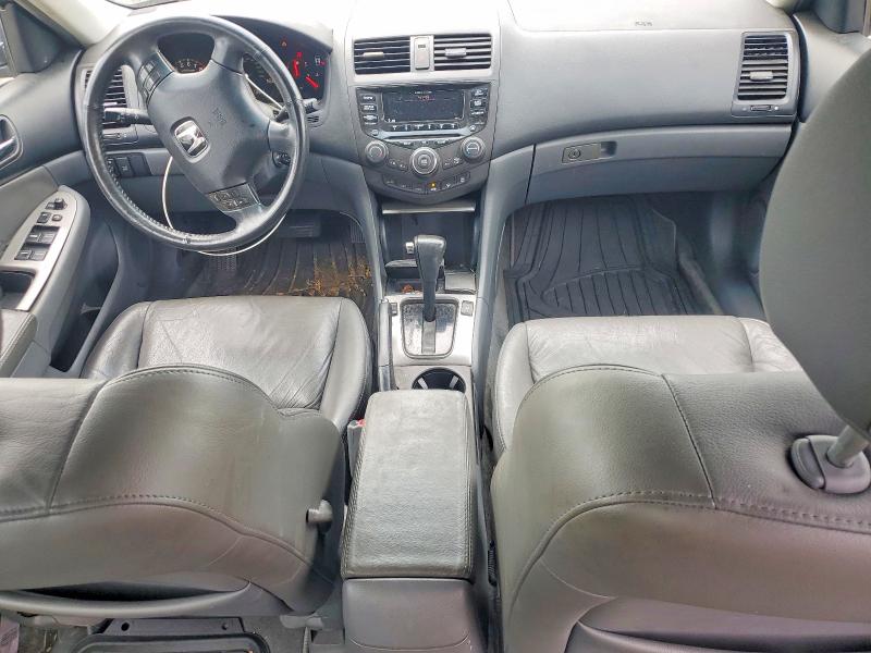 2004 Honda Accord მანქანა იყიდება აუქციონზე, vin: 1HGCM66504A009421, აუქციონის ნომერი: 58958106