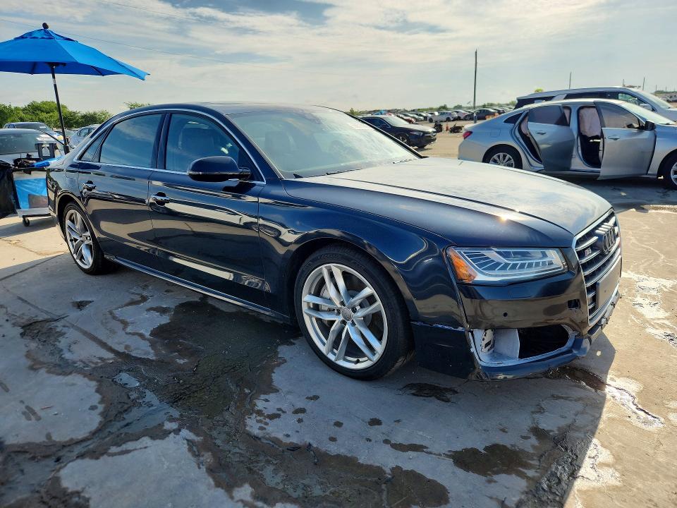 56316966 :رقم المزاد ، WAU44AFD0HN018046 vin ، 2017 Audi A8 مزاد بيع