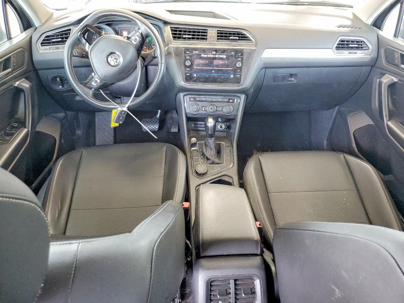 Продажа на аукционе авто 2021 Volkswagen Tiguan, vin: 3VV2B7AX6MM048422, номер лота: 55885456