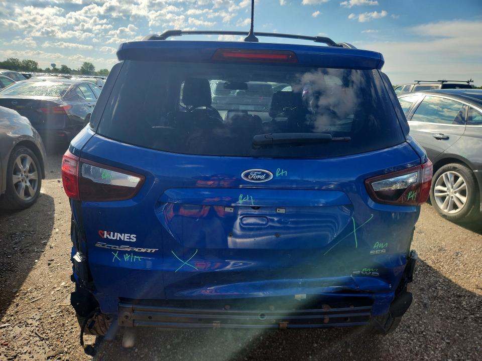 2018 Ford Ecosport მანქანა იყიდება აუქციონზე, vin: MAJ6P1CL8JC247192, აუქციონის ნომერი: 57931806