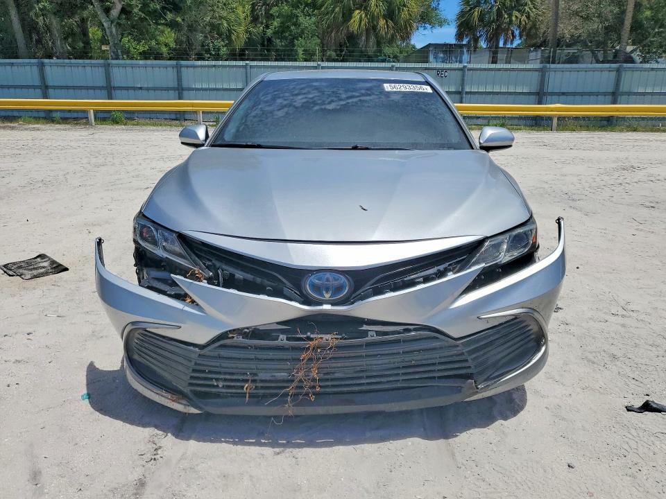 56293356 :رقم المزاد ، 4T1C31AK7NU584189 vin ، 2022 Toyota Camry مزاد بيع