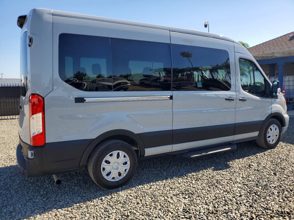 57710276 :رقم المزاد ، 1FBAX2CG4NKA69066 vin ، 2022 Ford Transit مزاد بيع