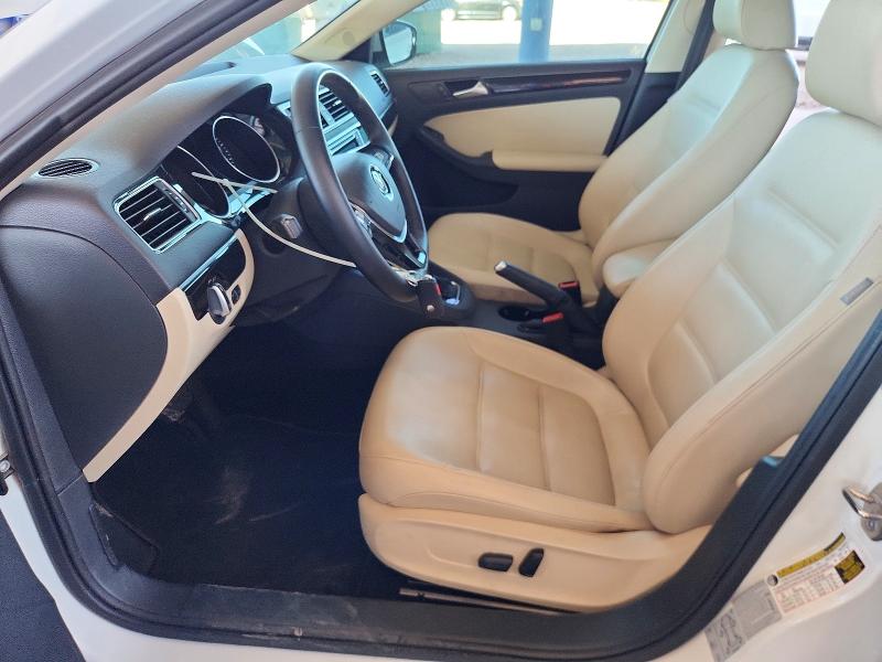 Продажа на аукционе авто 2017 Volkswagen Jetta, vin: 3VWL17AJ4HM390729, номер лота: 58596896