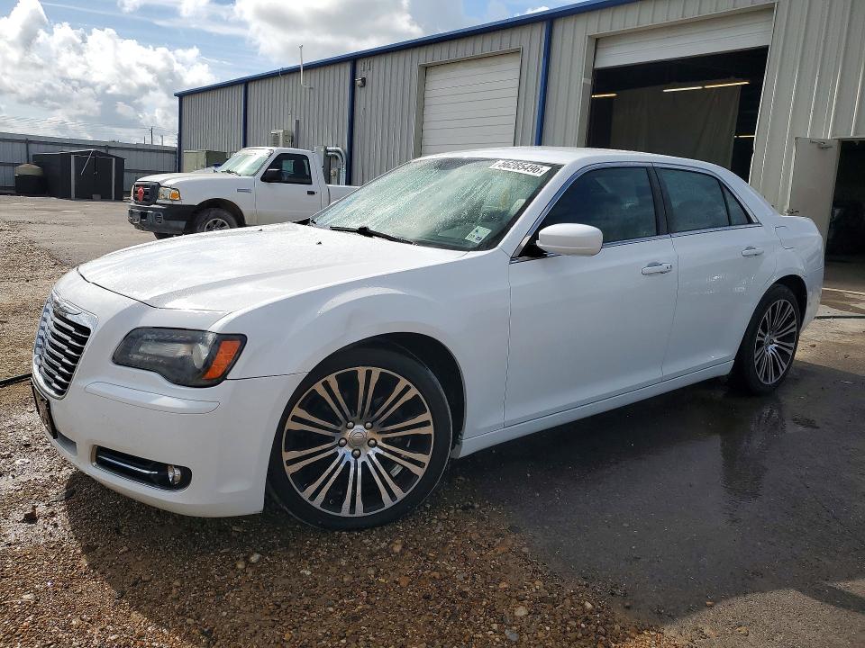 Продаж на аукціоні авто 2013 Chrysler 300, vin: 2C3CCABG1DH643855, номер лоту: 56285496