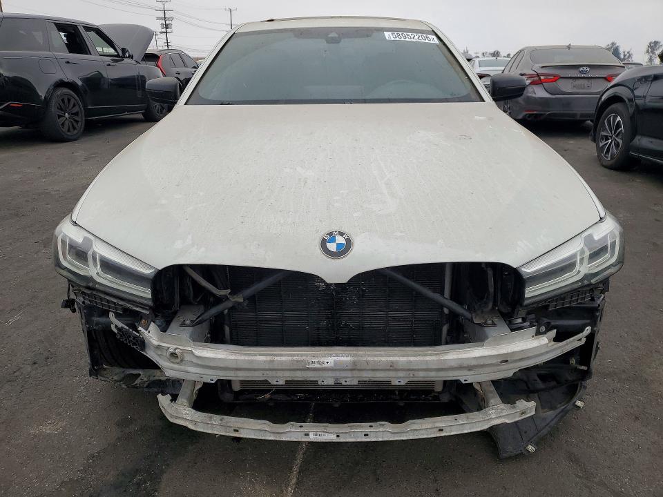 58952206 :رقم المزاد ، WBA53BH0XMCF69844 vin ، 2021 Bmw 530 مزاد بيع