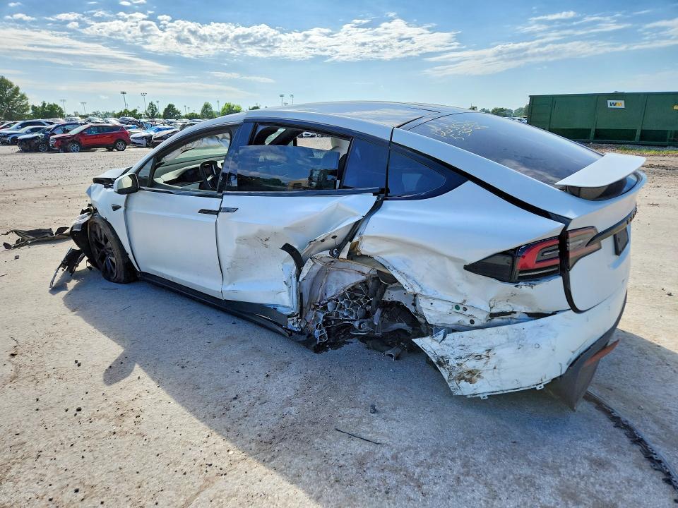 56656096 :رقم المزاد ، 7SAXCBE59NF356223 vin ، 2022 Tesla Model X مزاد بيع
