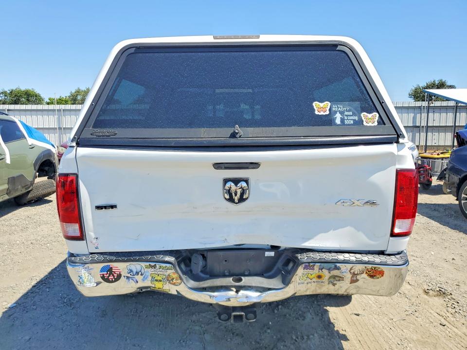56607966 :رقم المزاد ، 1C6RR7GT2HS551754 vin ، 2017 Ram 1500 مزاد بيع