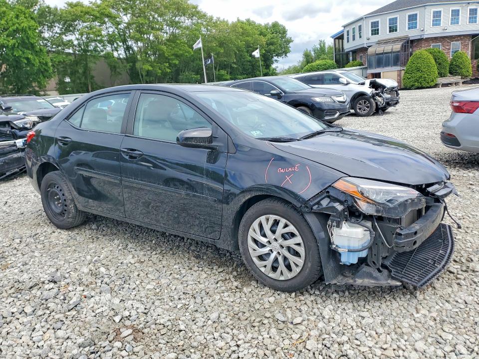 2018 Toyota Corolla მანქანა იყიდება აუქციონზე, vin: 2T1BURHE6JC084074, აუქციონის ნომერი: 54840206
