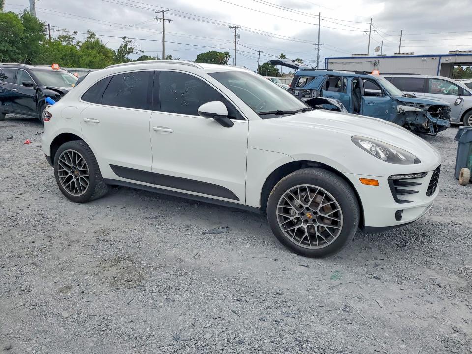 2015 Porsche Macan მანქანა იყიდება აუქციონზე, vin: WP1AB2A52FLB62724, აუქციონის ნომერი: 55917876