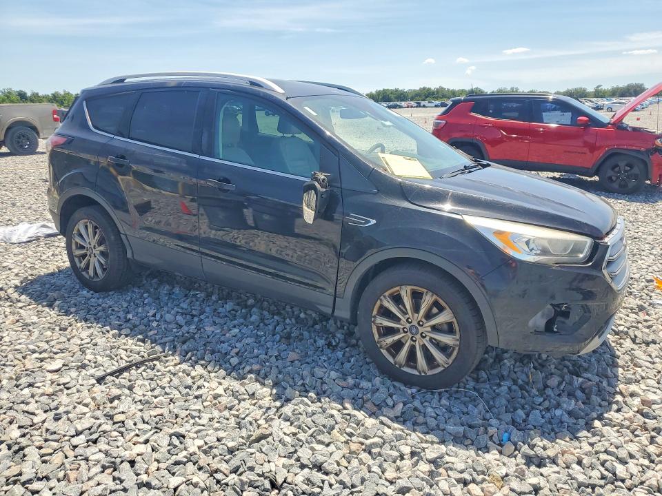 Продажа на аукционе авто 2017 Ford Escape, vin: 1FMCU0JD8HUE02075, номер лота: 56529986