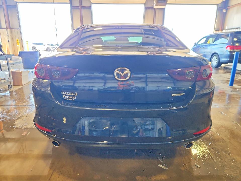 Продажа на аукционе авто 2020 Mazda 3, vin: 3MZBPACL1LM128956, номер лота: 55598476
