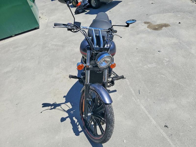 57603206 :رقم المزاد ، JKAVN2C15EA057846 vin ، 2014 Kawasaki Vn900 مزاد بيع