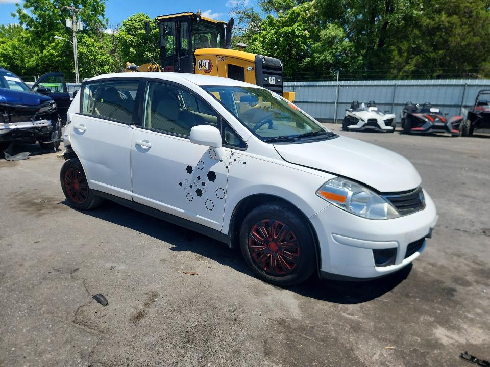 55431296 :رقم المزاد ، 3N1BC1CP9BL377899 vin ، 2011 Nissan Versa مزاد بيع