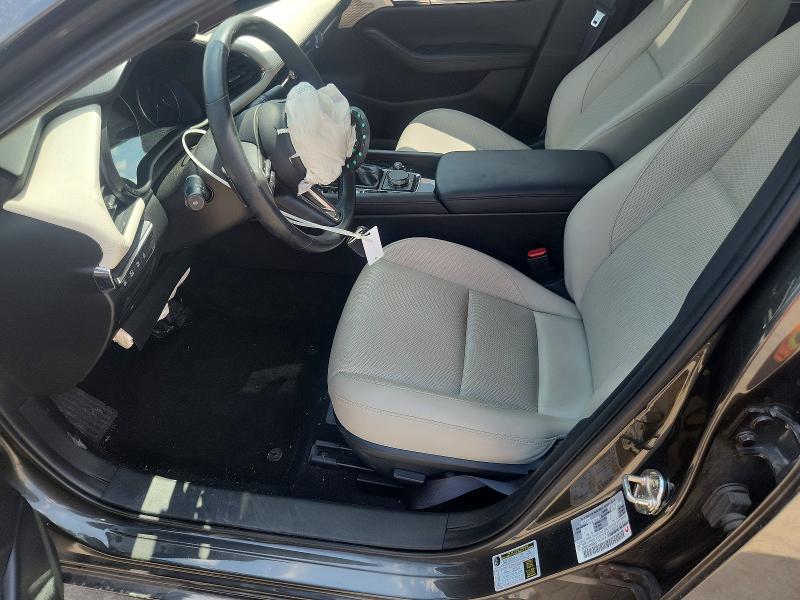 55921206 :رقم المزاد ، 3MZBPBEY4PM382634 vin ، 2023 Mazda 3 مزاد بيع