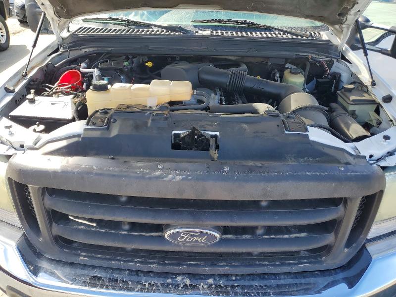 56549826 :رقم المزاد ، 1FDAF56S03EB73335 vin ، 2003 Ford F550 مزاد بيع