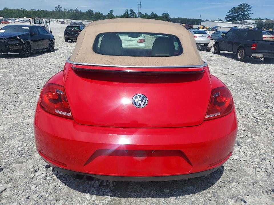 57172096 :رقم المزاد ، 3VW517AT7EM823000 vin ، 2014 Volkswagen Beetle مزاد بيع