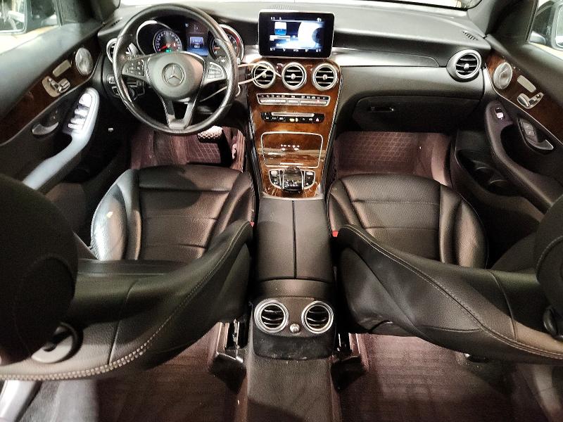 57221266 :رقم المزاد ، WDC0G4KB7HV006551 vin ، 2017 Mercedes-benz Glc مزاد بيع