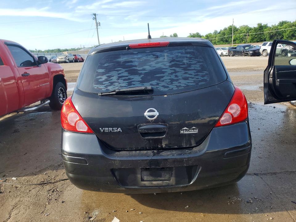 55121106 :رقم المزاد ، 3N1BC1CP0AL443707 vin ، 2010 Nissan Versa مزاد بيع
