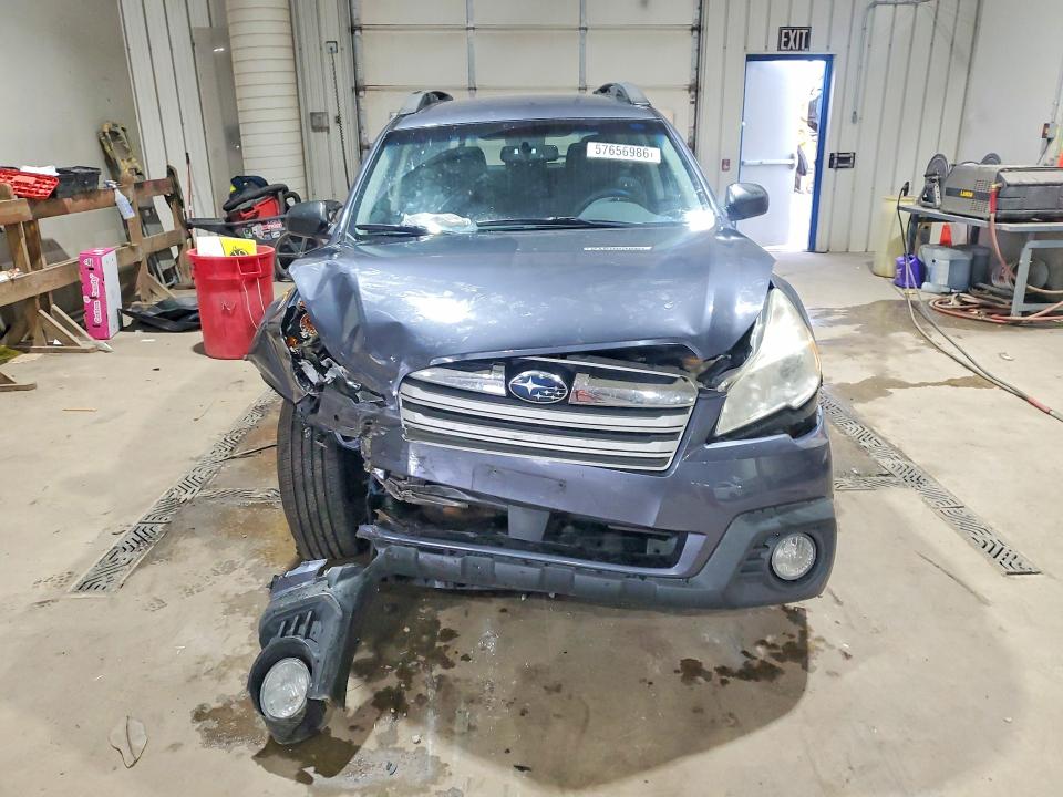 57656986 :رقم المزاد ، 4S4BRBAC3E3320336 vin ، 2014 Subaru Outback مزاد بيع