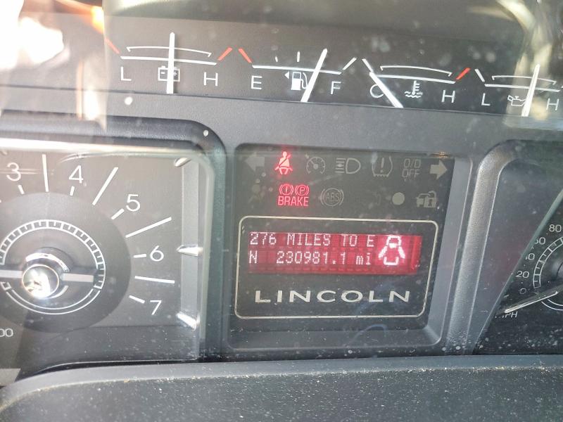 56190636 :رقم المزاد ، 5LMFU28527LJ05697 vin ، 2007 Lincoln Navigator مزاد بيع