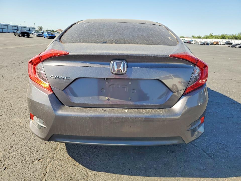 57215616 :رقم المزاد ، 19XFC2F78GE217167 vin ، 2016 Honda Civic مزاد بيع