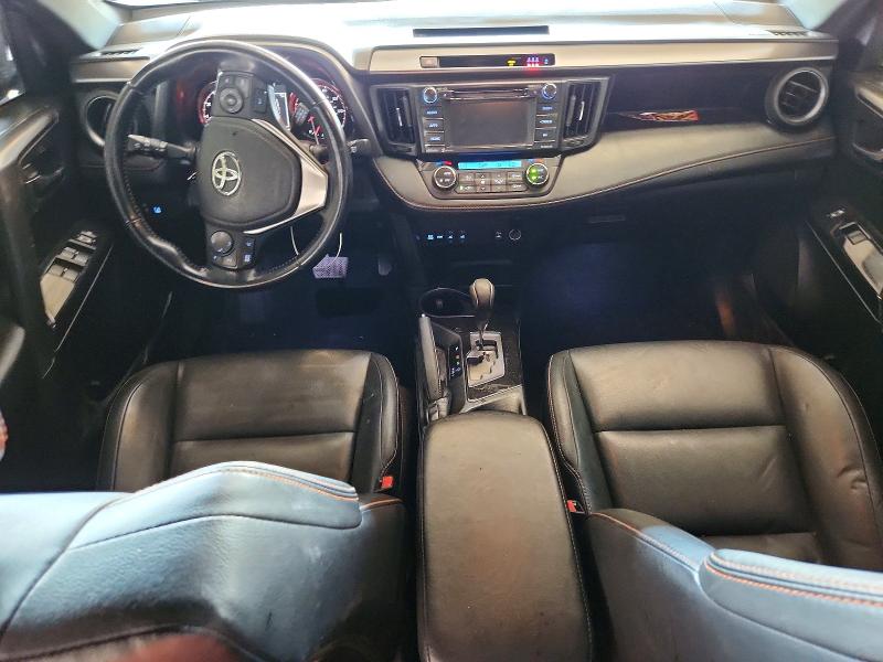 56155246 :رقم المزاد ، JTMNFREV1JD109932 vin ، 2018 Toyota Rav4 مزاد بيع