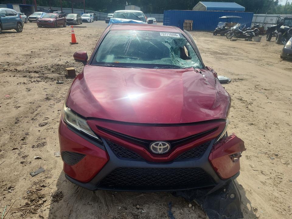 Aukcja sprzedaży 2018 Toyota Camry, vin: 4T1B11HK4JU572213, numer aukcji: 57716096