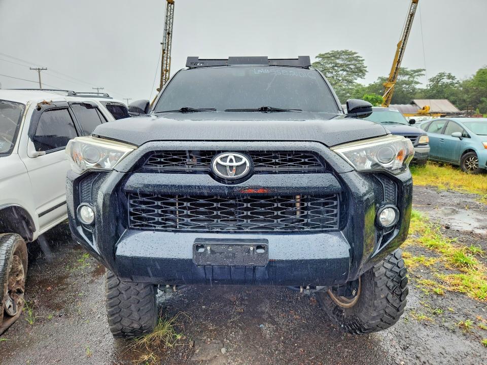 55821016 :رقم المزاد ، JTEBU5JR6J5507024 vin ، 2018 Toyota 4runner مزاد بيع
