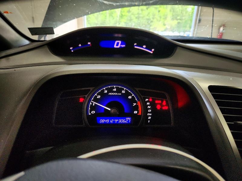 58477576 :رقم المزاد ، 19XFA1F88AE061115 vin ، 2010 Honda Civic مزاد بيع