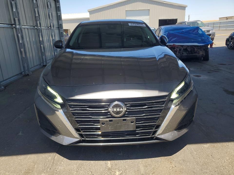 2023 Nissan Altima მანქანა იყიდება აუქციონზე, vin: 1N4BL4DV0PN333024, აუქციონის ნომერი: 57558046