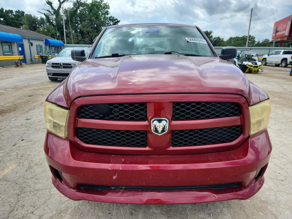 56660046 :رقم المزاد ، 1C6RR7FT3DS569160 vin ، 2013 Ram 1500 مزاد بيع
