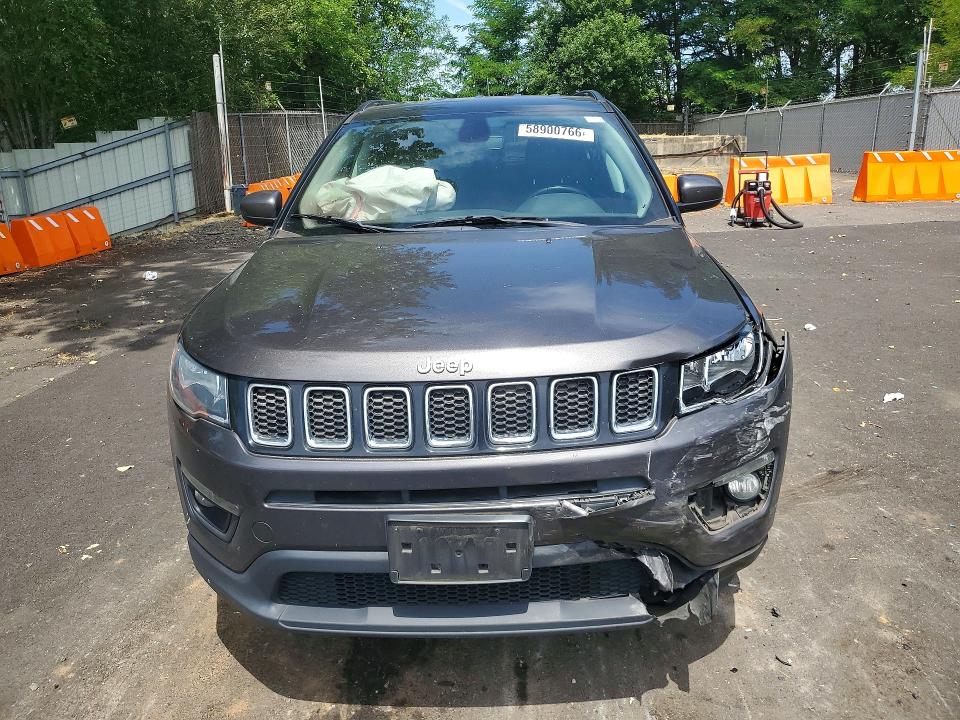 58900766 :رقم المزاد ، 3C4NJDBB5KT846946 vin ، 2019 Jeep Compass مزاد بيع