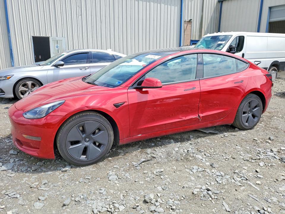 2022 Tesla Model 3 მანქანა იყიდება აუქციონზე, vin: 5YJ3E1EA1NF371005, აუქციონის ნომერი: 56888596