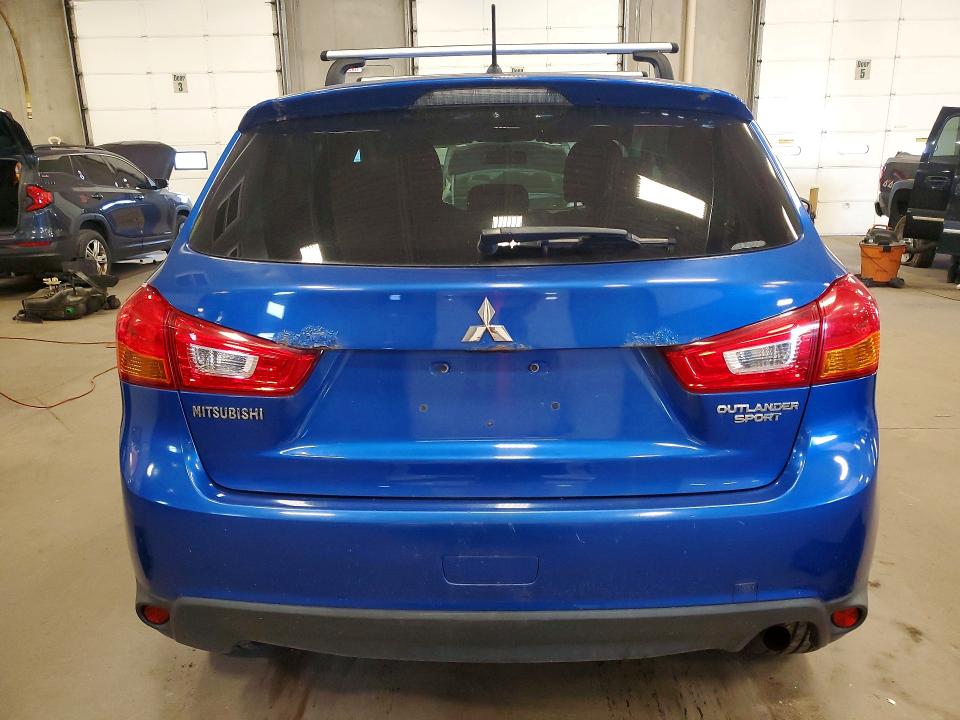 2015 Mitsubishi Outlander Sport მანქანა იყიდება აუქციონზე, vin: 4A4AR3AU6FE015636, აუქციონის ნომერი: 56141256
