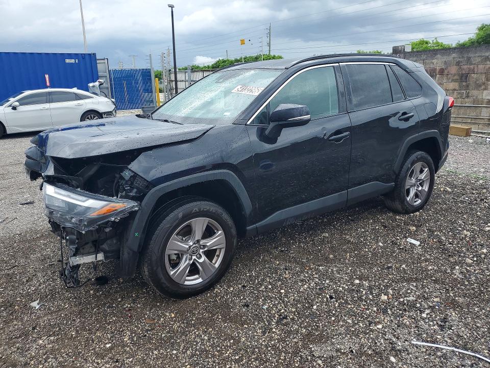 Продажа на аукционе авто 2022 Toyota Rav4, vin: 2T3W1RFV1NC181077, номер лота: 54132296