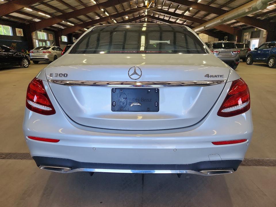2018 Mercedes-benz E მანქანა იყიდება აუქციონზე, vin: WDDZF4KB0JA397688, აუქციონის ნომერი: 57208726