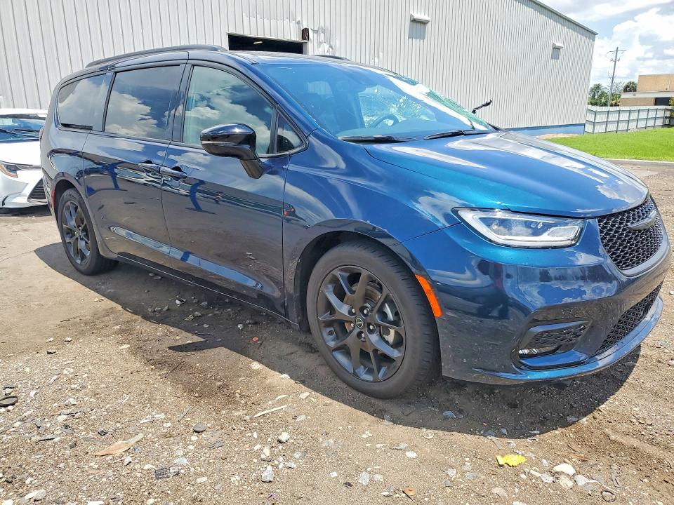 Продажа на аукционе авто 2025 Chrysler Pacifica, vin: 2C4RC1GG4SR582846, номер лота: 58308946