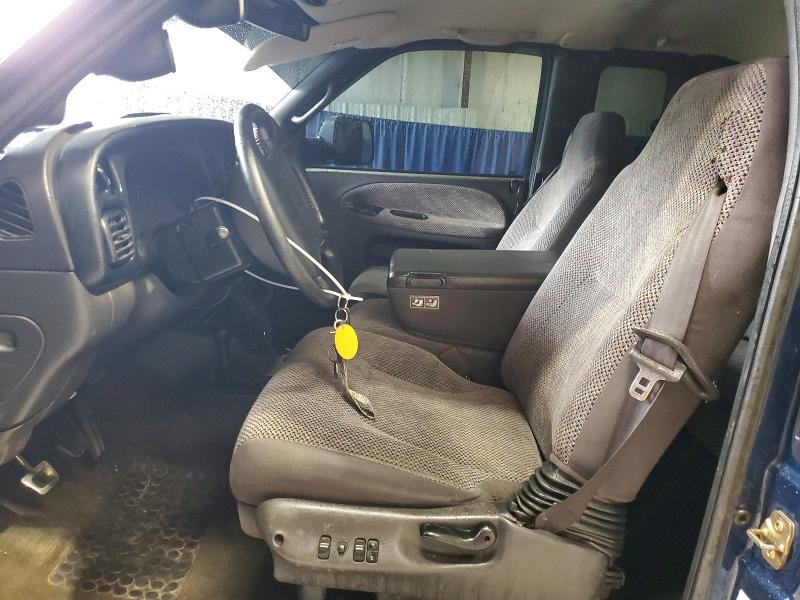 55676126 :رقم المزاد ، 1B7KF23671J291661 vin ، 2001 Dodge Ram 2500 مزاد بيع